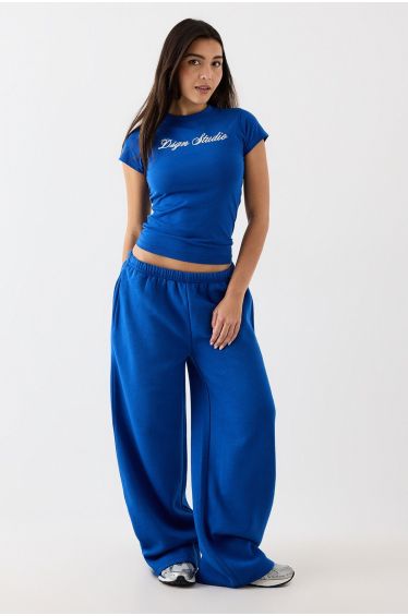 DSGN Studio Script Embroidered Fitted T-Shirt - cobalt