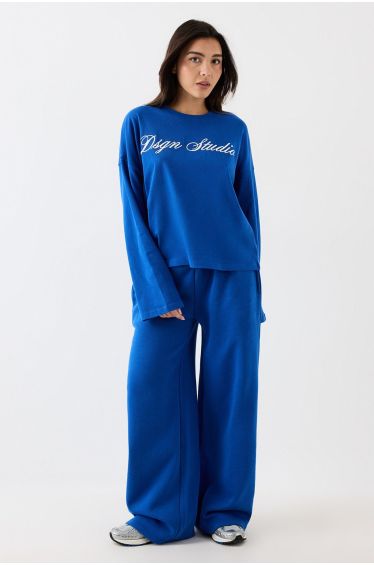 DSGN Studio Script Embroidered Oversized Long Sleeve T-Shirt - cobalt