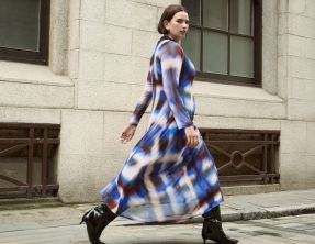 ar_DressesSimplyBeApril27-BrandPage_STCC_08/10