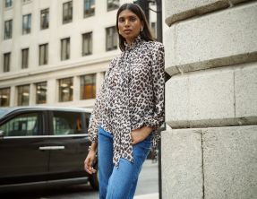 en_Tops&ShirtsSimplyBeApril27-BrandPage_STCC_08/10